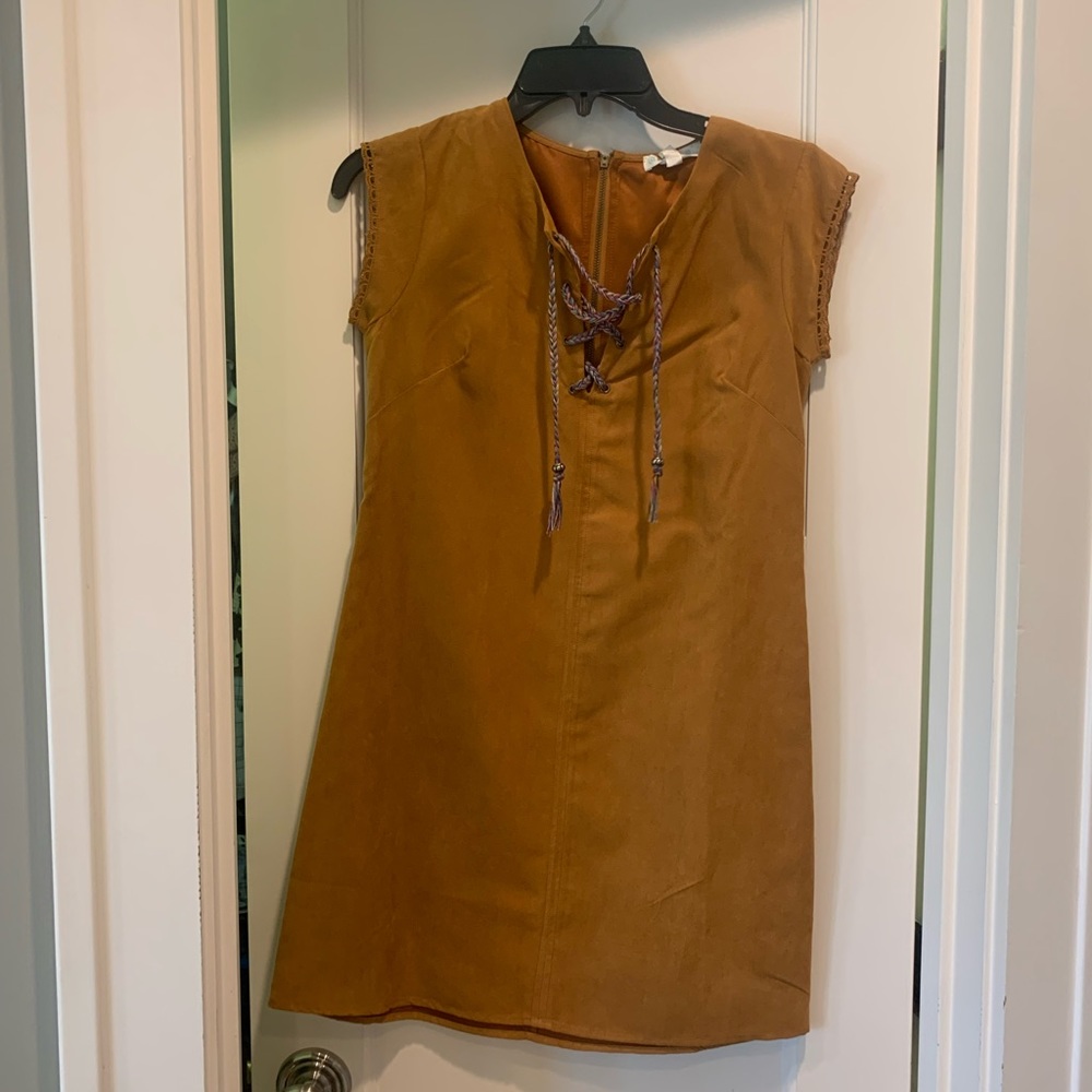 Brown short dress. Never worn